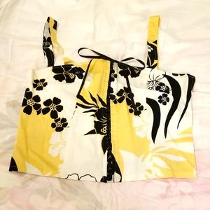 Sport collection stretch tropical lace-up top